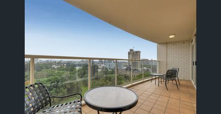 Quay West - Level 13 - Glorious Views Over Botanical Gardens - Photo 5