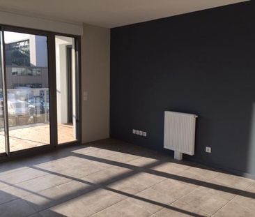 Location Appartement 3 pièces 64m² BORDEAUX 33100 - Photo 1