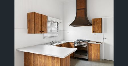 PORT MELBOURNE LIVING - Photo 3