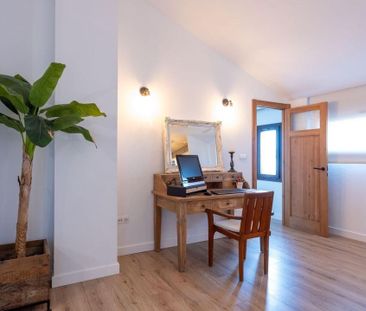 2 room luxury Detached House for rent in Elche, Valencia - Photo 3