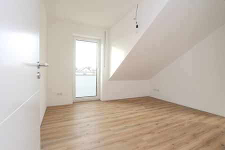 Erstbezug – Schöne 3 Zimmer Wohnung mit Balkon, Aufzug! - Foto 3