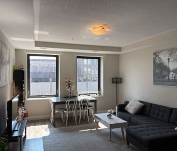 For Lease - 118 KING Street Unit# 419, Hamilton, Ontario - Photo 1