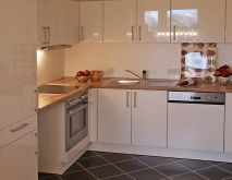 Platanenring 08-19, Wfl. 34,7 qm - sanierte 1-Zimmer-Whg mit EBK und Balkon - Foto 1