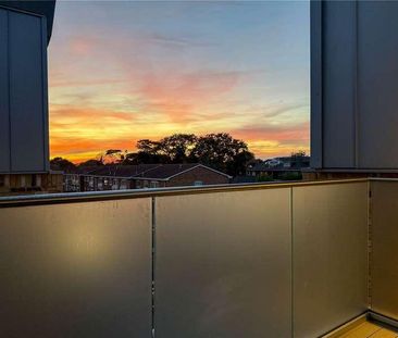 Waterford Road, Highcliffe, Christchurch, Dorset, BH23 - Photo 5