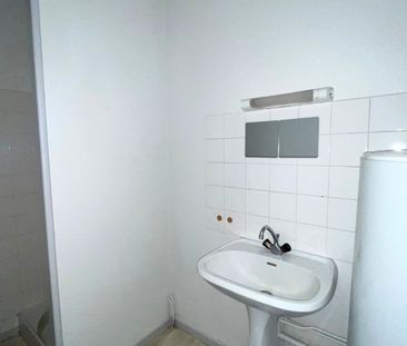 Appartement À Louer 2 Pièces , 34 M² - Photo 3