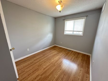 For Lease - 53 Hattie Court Unit# Main, Georgina, Ontario - Photo 5