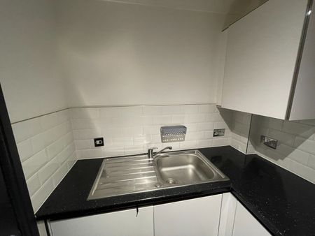 1 Bed Flat, Burne Jones House, B2 - Photo 4
