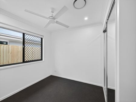 Brand New Family Home in the Heart of Aura – Modern Living with Premium Inclusions - Photo 4