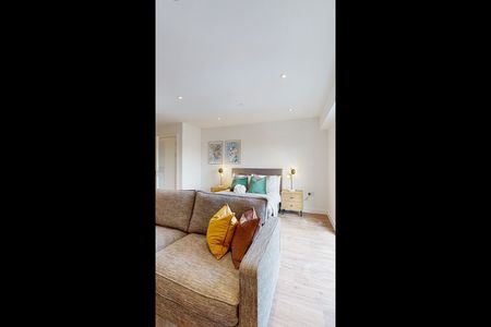 Studio Flat, Brook Point Bloomery Place, S1 - Photo 2