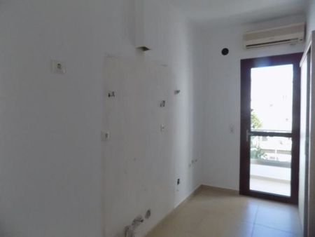 Studio/Γκαρσονιέρα για ενοικίαση Αγία Σοφία (Πάτρα) - Photo 4