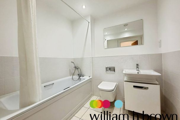 Mersea Road, Colchester - Photo 1