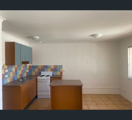 3/202 Plummer Street, South Albury, NSW 2640 - Photo 4