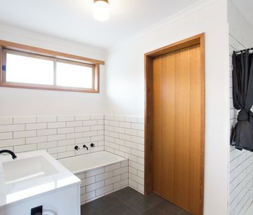 TWO BEDROOM UNIT IN BROWN HILL! - Photo 6