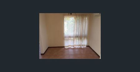 Delightful 3x1 Family Home - Photo 2