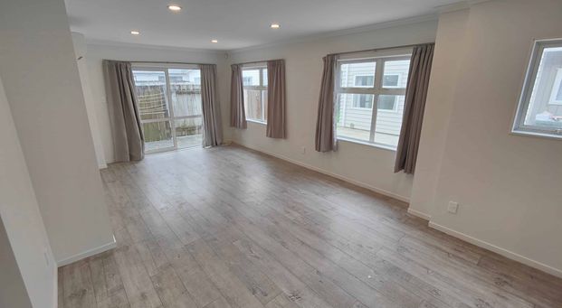 Executive Two Story Townhouse - Photo 1