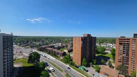 Riviera Suites — 2 Bedroom - Photo 4