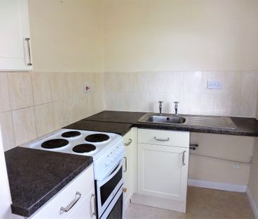 1 bedroom studio apartment to rent - Photo 2