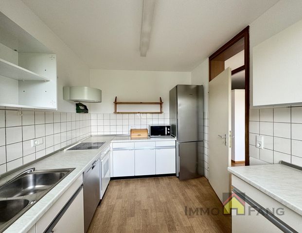 Gepflegte, voll möblierte 4-Zimmer-Wohnung mit Balkon – Nähe Nordpark - Foto 1