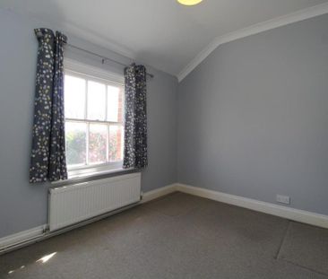 4 bedroom detached house to rent - Photo 5