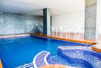 Modern and beautiful apartment for rent with stunning sea views.