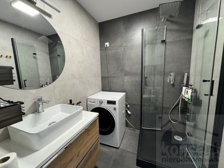 2 pokoje po remoncie! Balkon! Parking - Zdjęcie 2