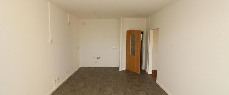 Ein großes Schnäppchen! - Großzügige 3RW mit 2 Balkonen - Photo 1