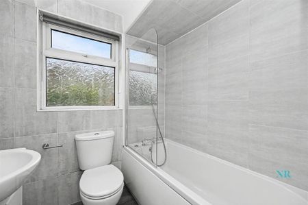 39A Carnbrae Park, Belfast, BT8 6TP - Photo 5
