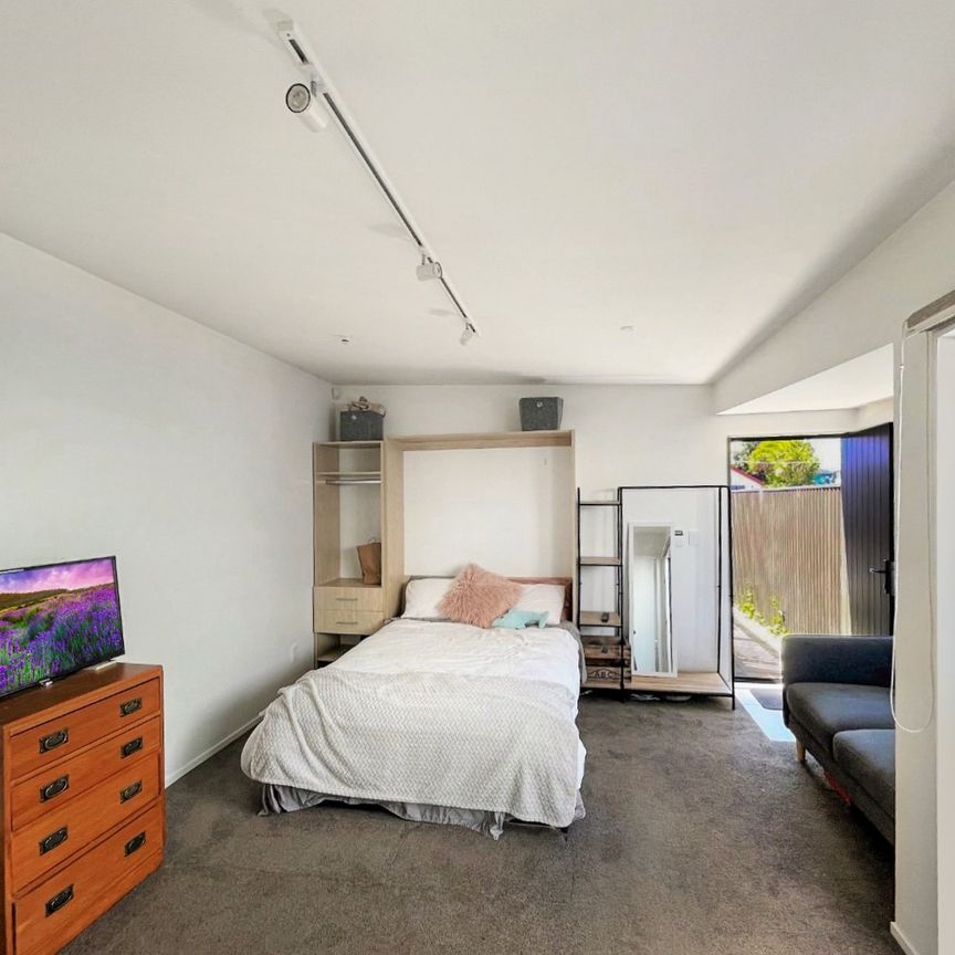 Welcome to 5A/56 Victoria Street in Petone - Photo 1