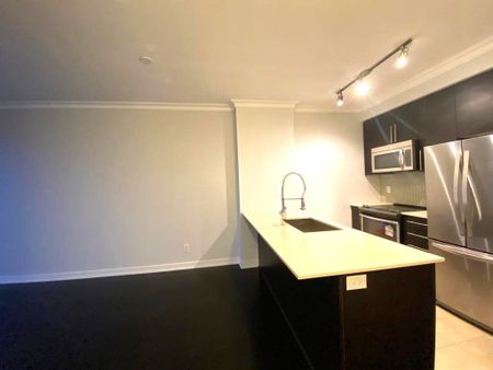 For Lease - 4011 Brickstone Mews Unit# 3203, Mississauga, Ontario - Photo 5