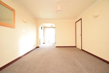 Phoenix Court, Batley - Photo 3