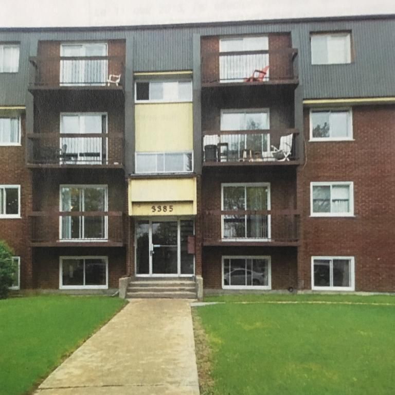 Beau 41/2 Laval - Photo 1