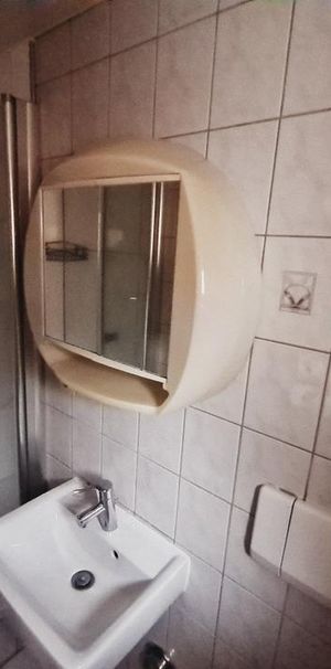 Schöne möblierte Wohnung in Mannheim-Wallstadt - Photo 1