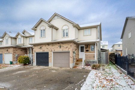 For Lease - 68 Foxglove Crescent, Waterloo, Ontario - Photo 5