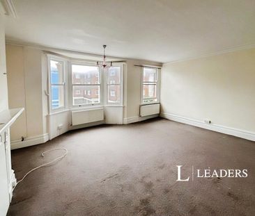 2 bedroom maisonette to rent - Photo 3