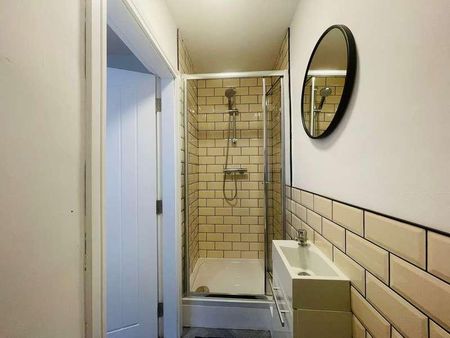 Broughton Avenue, DN5 - Photo 5