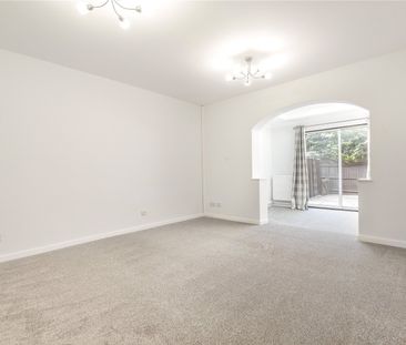 2 bedroom terraced house to rent - Photo 4