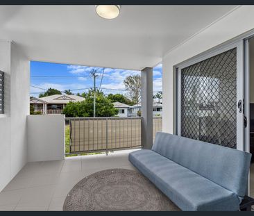 Effortless, Modern and Contemporary Apartment - Photo 3