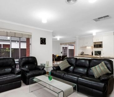 Effortless Living in the Heart of Innisfail Estate - Photo 2