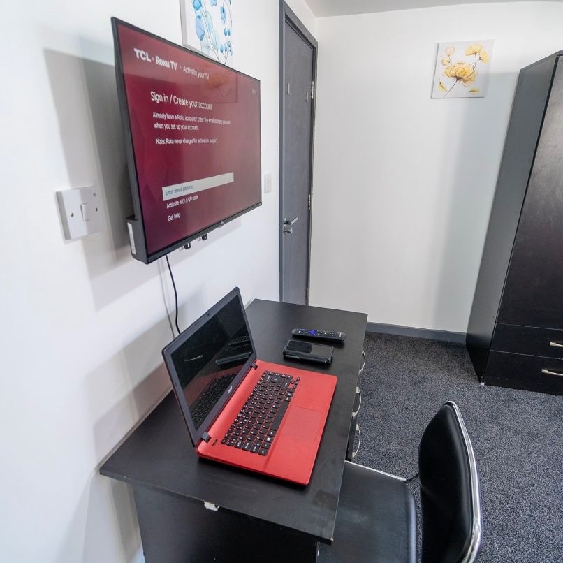 Studio Flat, Exeter Road, B29 - Photo 1