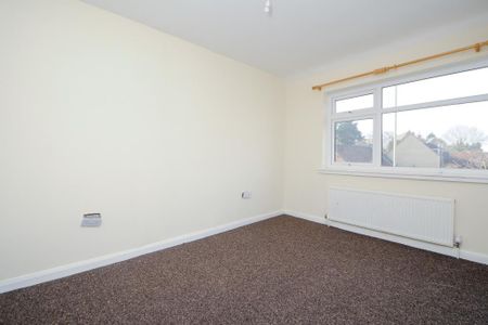 5 bedroom semi-detached house to rent - Photo 3