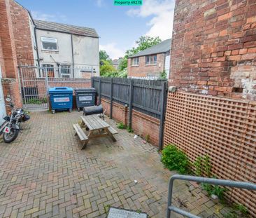 1 bedroom ground floor flat to rent - Photo 3