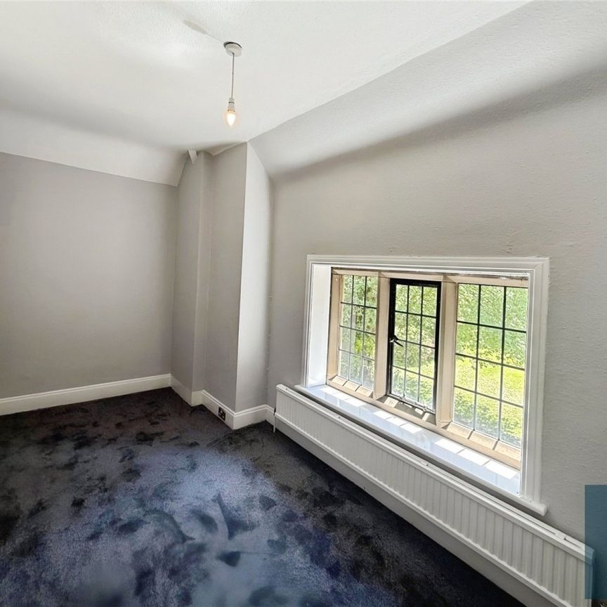 Birkby Road, Birkby, Huddersfield, West Yorkshire, HD2 - Photo 1