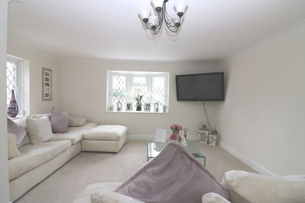 Richmond Avenue, Shoeburyness, Southend-On-Sea, Essex, SS3 9LF - Photo 1