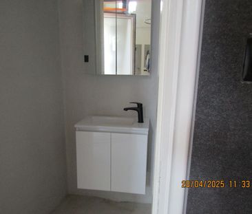 Studio/Γκαρσονιέρα για ενοικίαση Κέντρο (Μαρκόπουλο) - Φωτογραφία 4