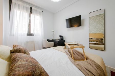 Calle de Ana de Austria, Madrid, Community of Madrid 28050 - Photo 4