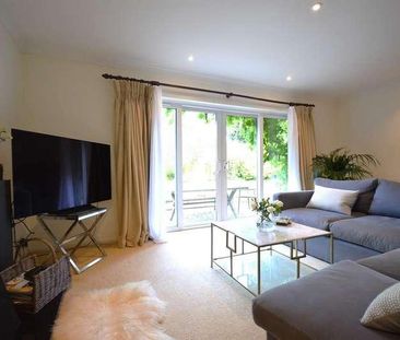 Meadow Lane, West Wittering, Chichester, PO20 - Photo 2