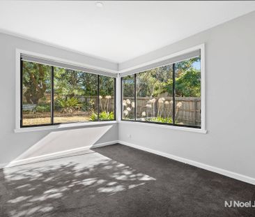 10 Lorienne Street, HEATHMONT - Photo 3