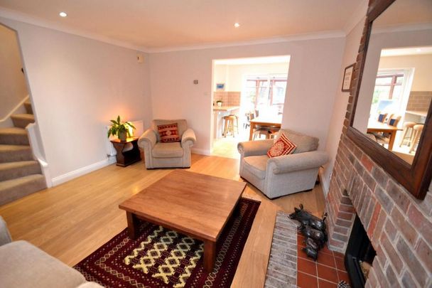 4 bedroom detached house to rent - Photo 1