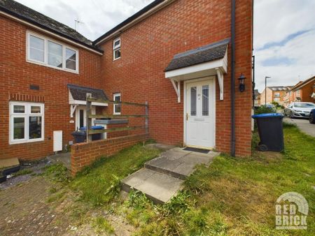 3 bedroom semi-detached house to rent - Photo 4