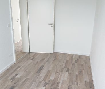 Für sie liebevoll renoviert! 4-Raumwohnung mit Balkon - Foto 1